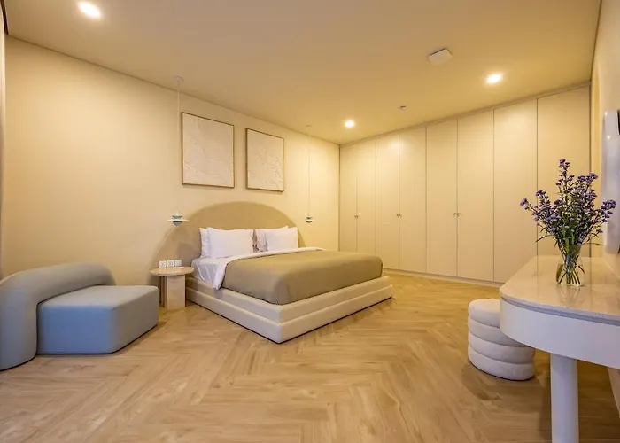 Villa Loca Bingin - 2br 2,5bath Private Pool & Rooftop *