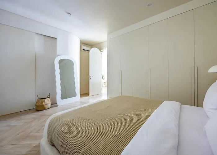 Loca Bingin - 2br 2,5bath Private Pool & Rooftop Villa