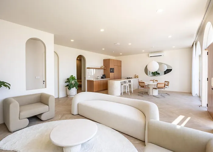 Villa Loca Bingin - 2br 2,5bath Private Pool & Rooftop *