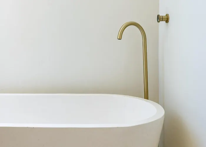 Loca Bingin - 2br 2,5bath Private Pool & Rooftop *