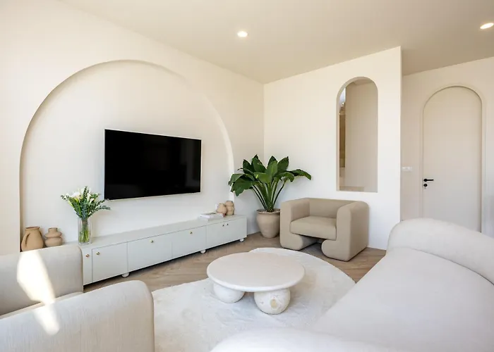 Loca Bingin - 2br 2,5bath Private Pool & Rooftop Uluwatu (Bali)
