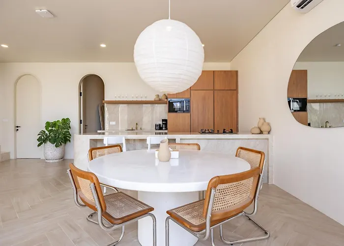 Loca Bingin - 2br 2,5bath Private Pool & Rooftop Uluwatu (Bali)