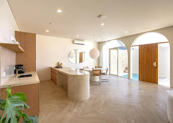 Loca Bingin - 2br 2,5bath Private Pool & Rooftop