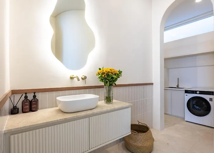 Villa Loca Bingin - 2br 2,5bath Private Pool & Rooftop *
